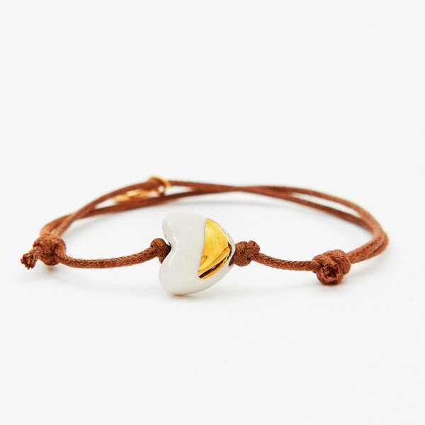 Pulsera corazón pequeño cordón