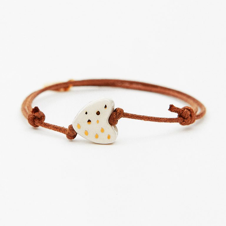 Pulsera corazón pequeño cordón