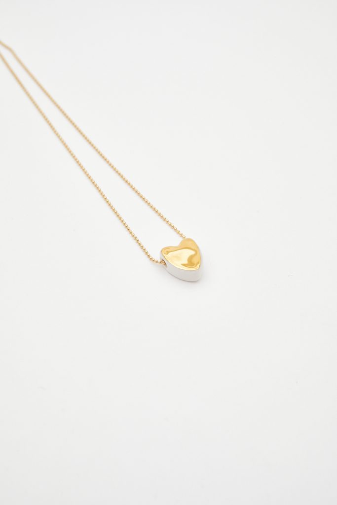 Detalle de COLLAR CORAZÓN PEQUE. de La Polaca
