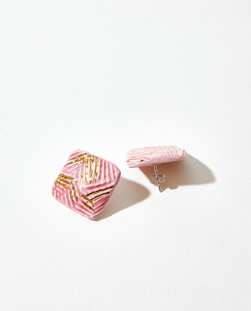 Detalle de Pendientes LEVANTE rosa de La Polaca