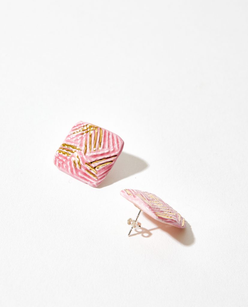 Detalle de Pendientes LEVANTE rosa de La Polaca