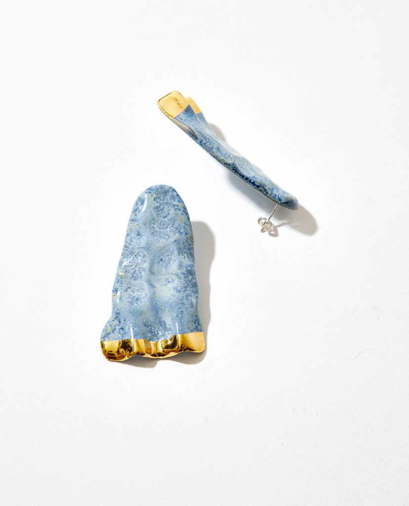 Detalle de SERENDÍPIA/EPIFANÍA azul de La Polaca