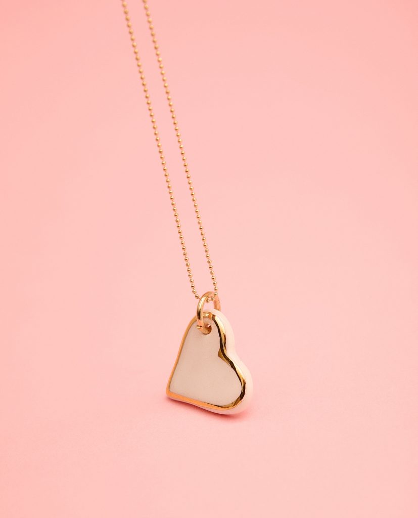 COLLAR CORAZÓN 18