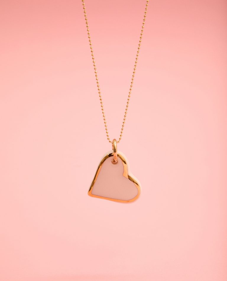 COLLAR CORAZÓN 18
