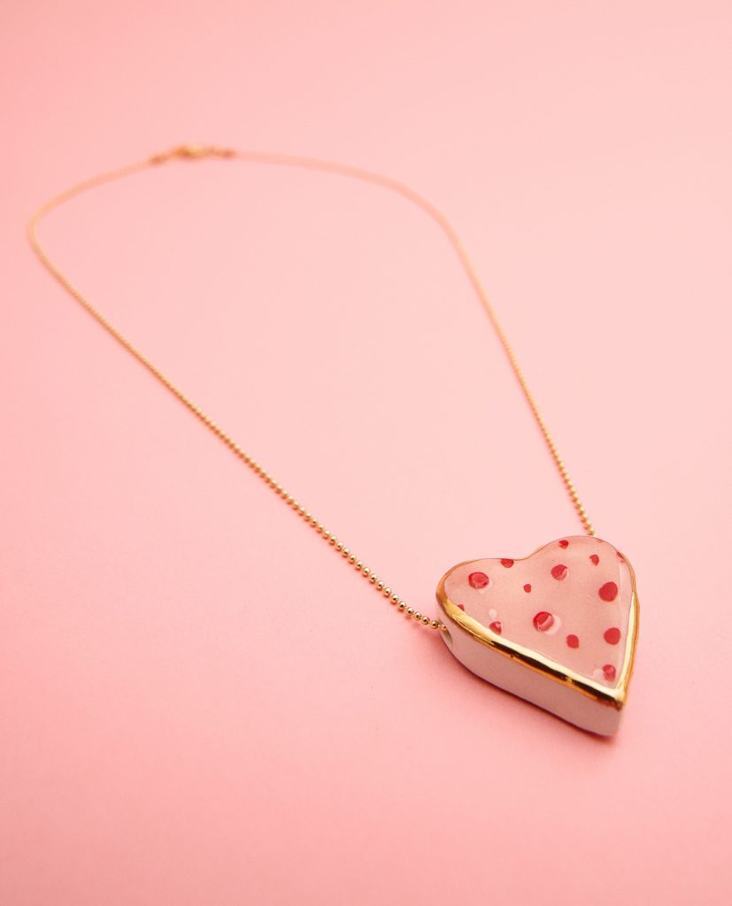 Collar corazón AMOR 8