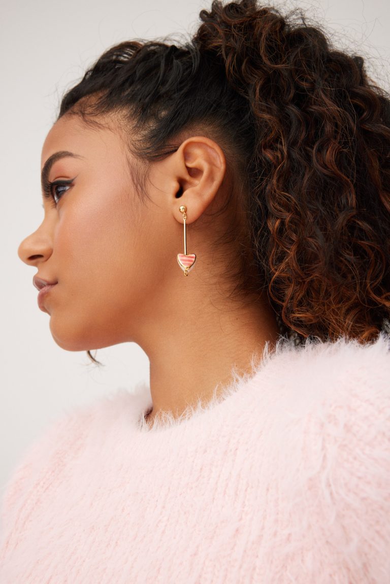 PENDIENTES LARGO AMOR.