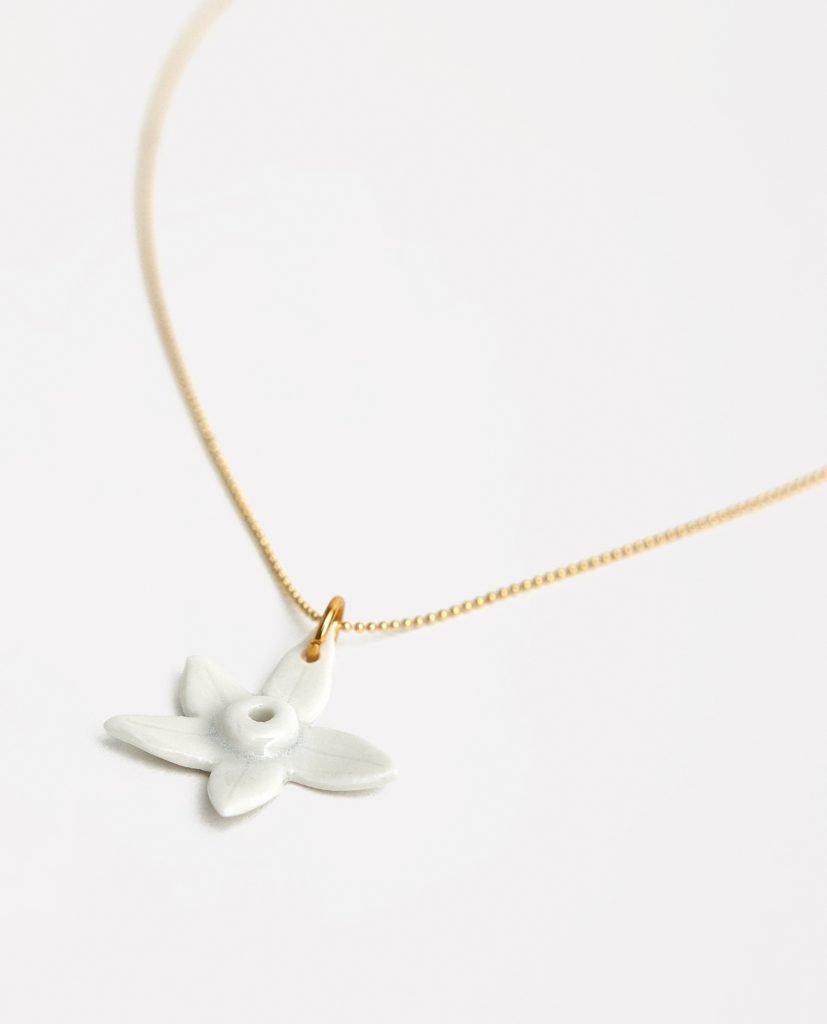 Detalle de COLLAR FLOR DE AZAHAR 2 de La Polaca