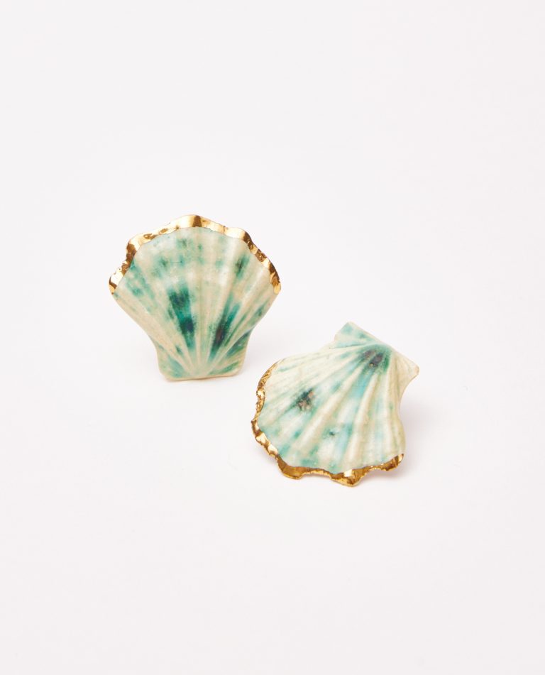 PENDIENTES CONCHA ALETA
