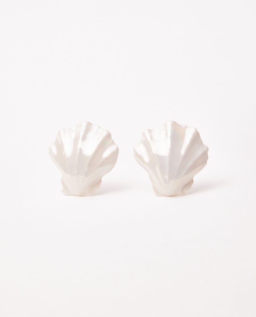 PENDIENTES CONCHA ALETA