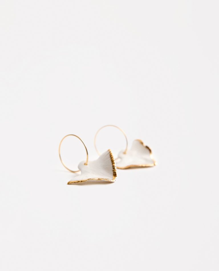 AROS HOJA CLAVEL ORO