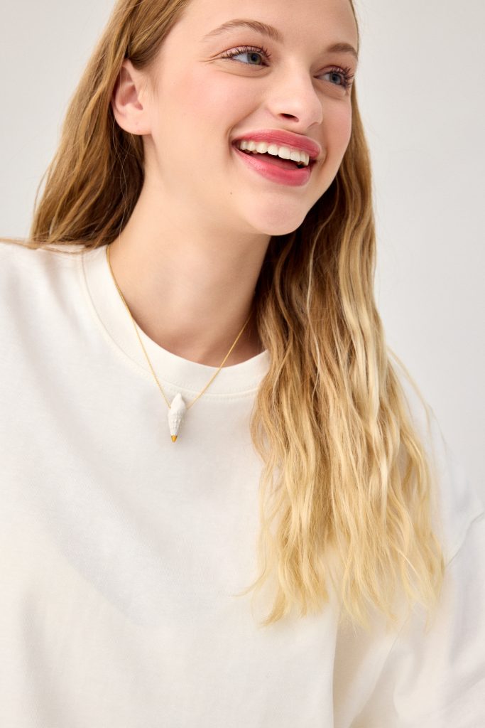 COLLAR CARACOLA ALARGADA
