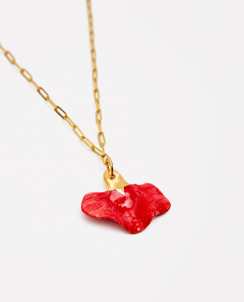 COLLAR CLAVEL ROJO & ORO