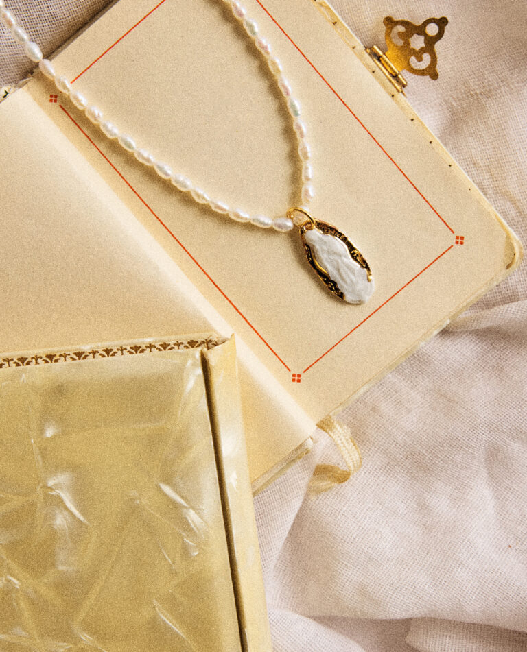 COLLAR PERLAS GUADALUPE MINI