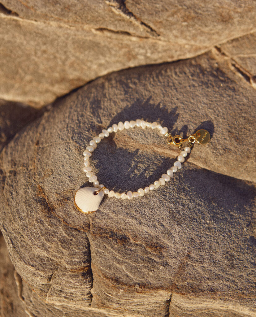 PULSERA CONCHITA PERLAS